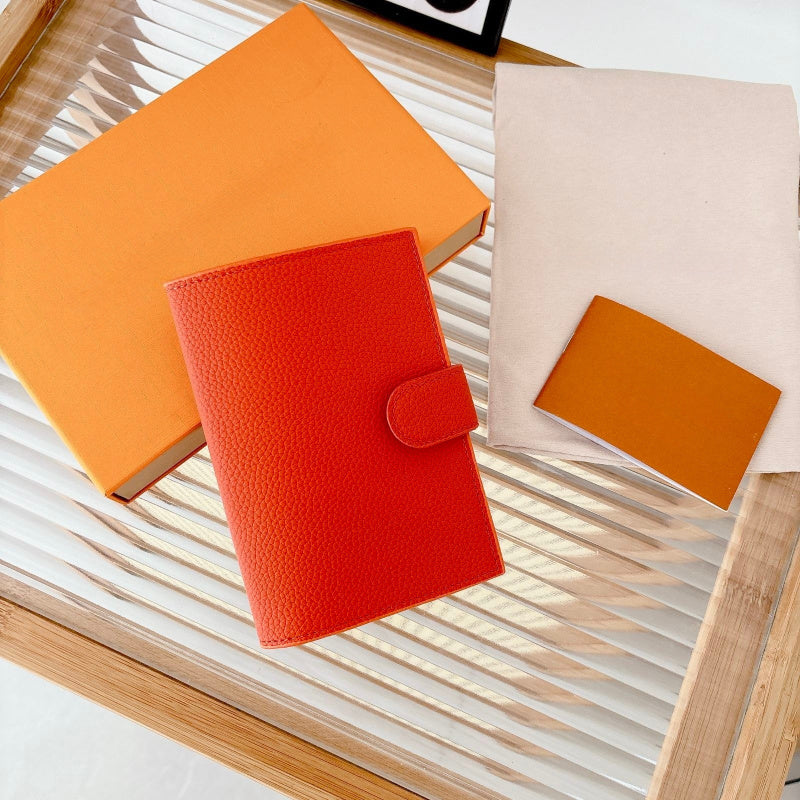 18-22D/Passport Cover