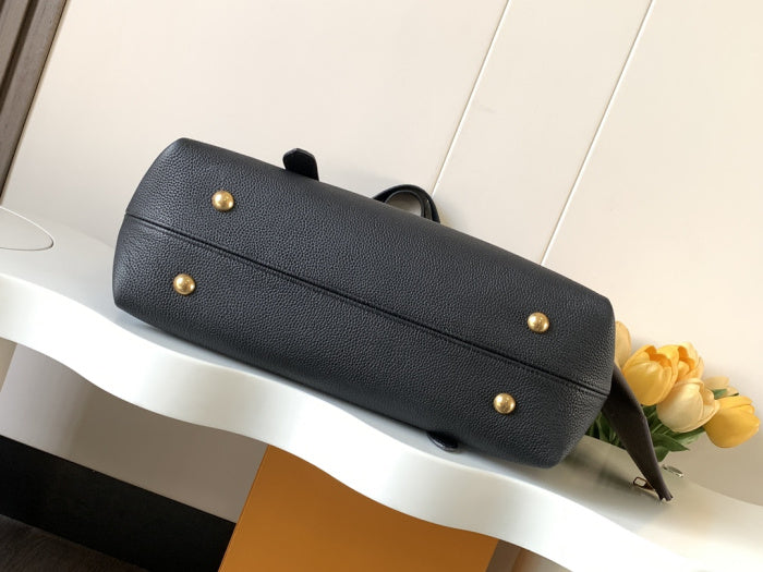 118-143D /Airport Bag