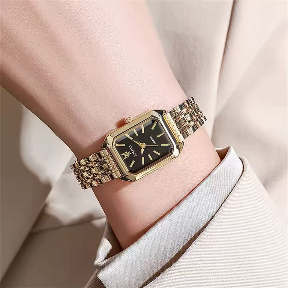 25-35B /Watch